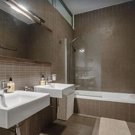 Villa F Con Piscina En Excelente Ubicacion Costa Adeje (Tenerife)